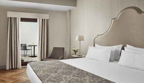 Premium Room (Patio)
