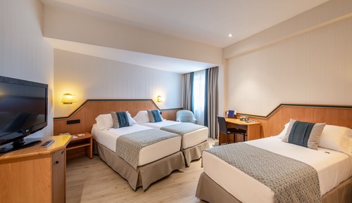 Triple Room