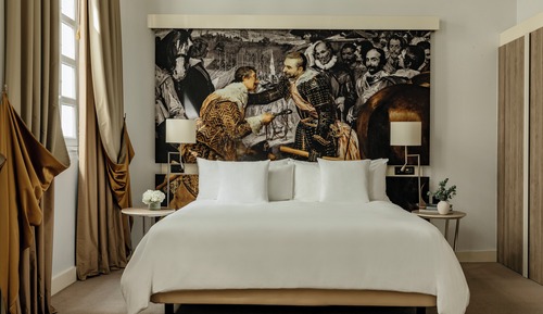 Premier Room, Connecting Rooms