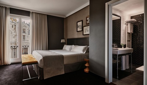 Deluxe Room, City View