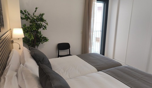  Apt. 2 dormitorios y 2 baños