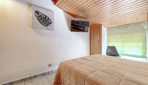 Classic Double Room, City View