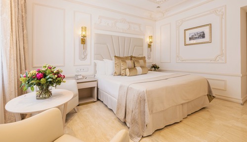 Premium Room (Atrium, single)