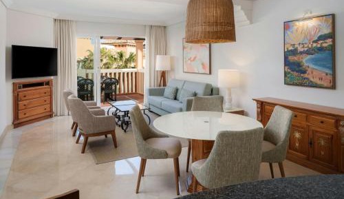 One-Bedroom Apartment with Balcony