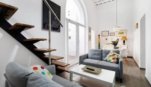 Apartment with Shower