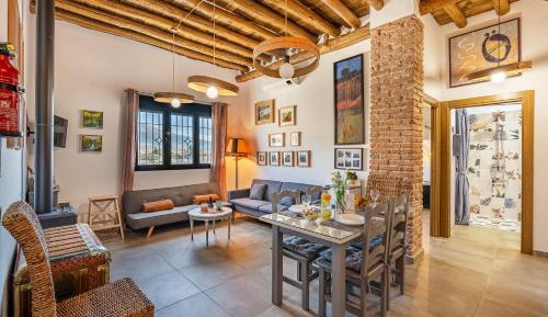 Three-Bedroom Premium Apartment with Balcony