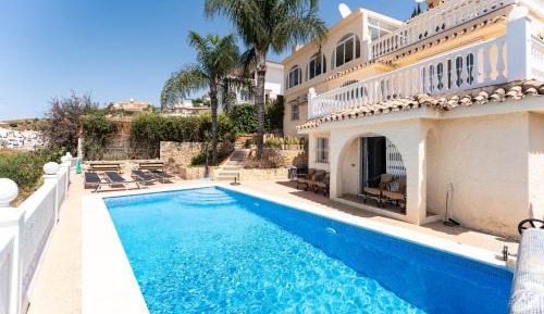 Villa with Sea View