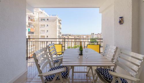 Superior Apartment with City View
