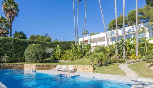Villa with Sea View