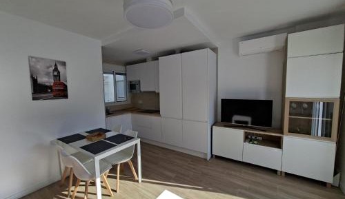 One-Bedroom Standard Apartment