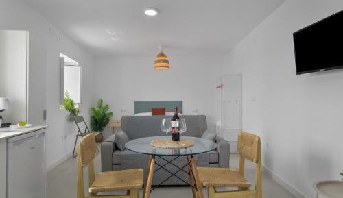 Apartment with Shower
