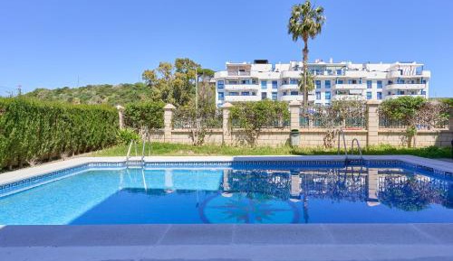 Studio Apartment with Sea View
