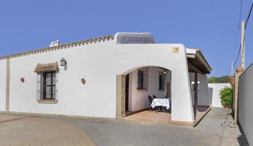 Two-Bedroom Deluxe Apartment with Garden View