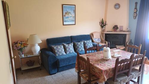 Three-Bedroom Apartment with Mountain View