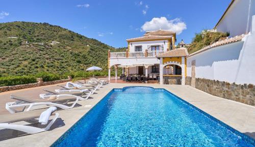 Six-Bedroom House