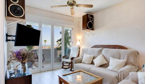 Two-Bedroom Deluxe Apartment with Ocean View