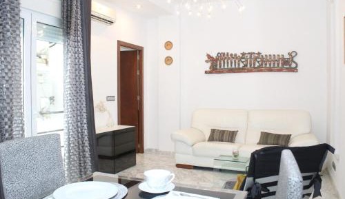 Superior One-Bedroom Apartment