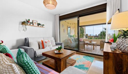 Two-Bedroom Apartment with Terrace and Sea View