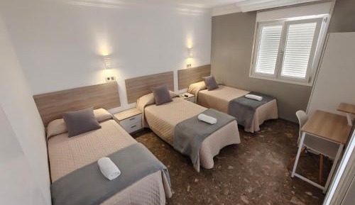 Triple Room