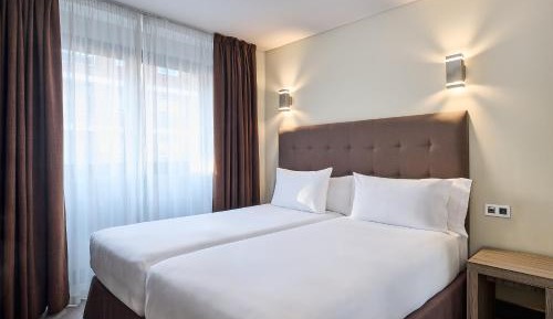 Double Family Room (4 Adults)