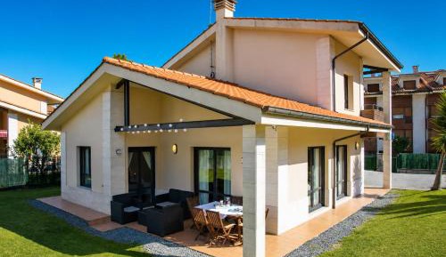 Deluxe Villa