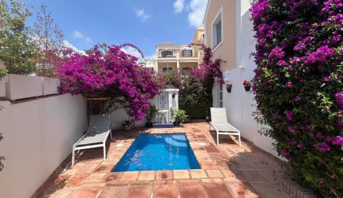 Three-Bedroom Vacation Home 