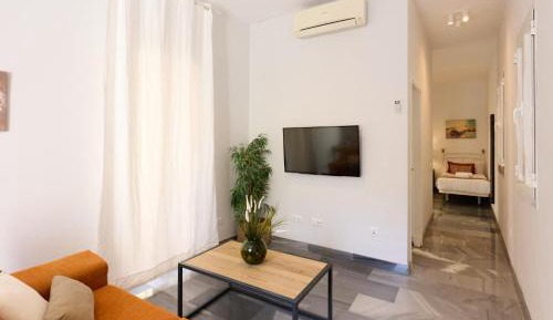Superior One-Bedroom Apartment with Balcony