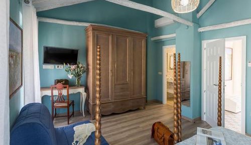 Luxury Triple Room