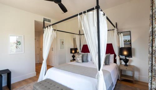 Double or Twin Room with Sea View