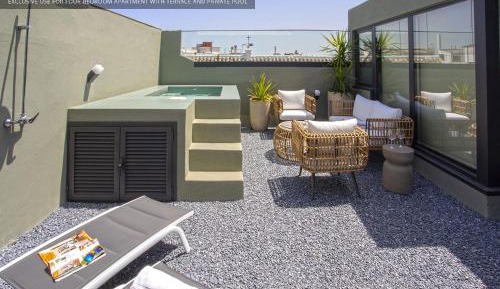 Four-Bedroom Apartment with Terrace and Private Pool