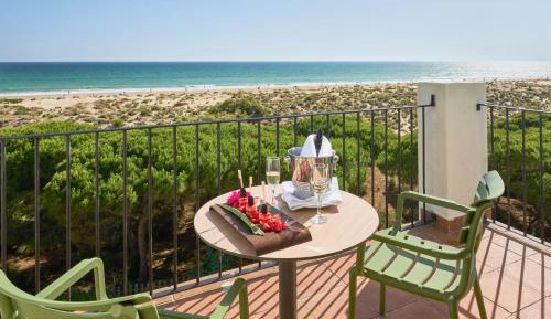 Superior Twin Room with Sea View (2 Adults + 1 Child)