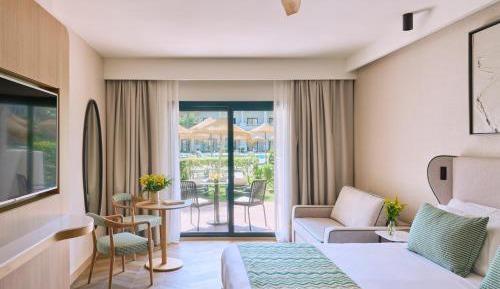 Superior Double Room With Access to Garden (2 adults + 1 child)