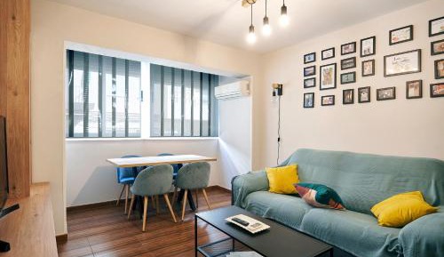 Superior Apartment with City View