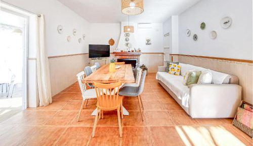 Three-Bedroom Vacation Home 