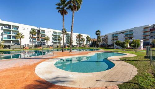 Two-Bedroom Deluxe Apartment with Balcony