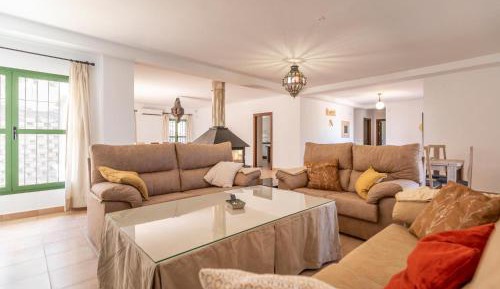 Six-Bedroom Holiday Home