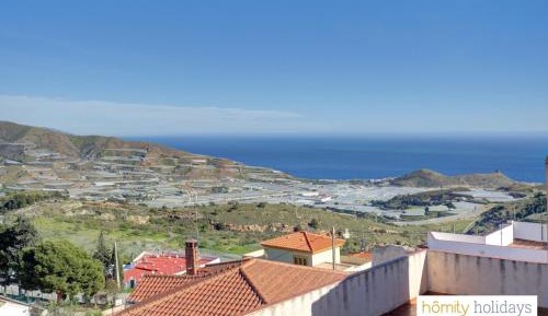 Country House with Sea and Mountain View