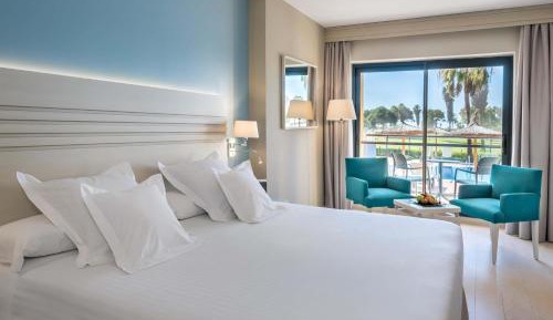 Double or Twin Room with Terrace