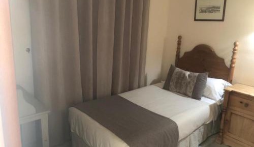 Economy Single Room