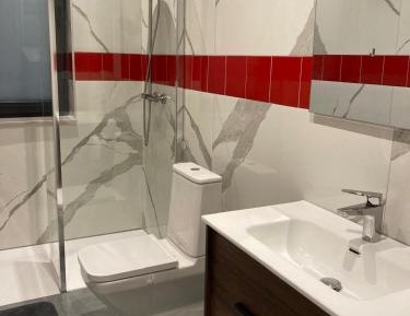 Deluxe Double Room with Shower