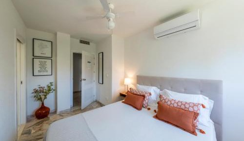 Queen Room with Garden View