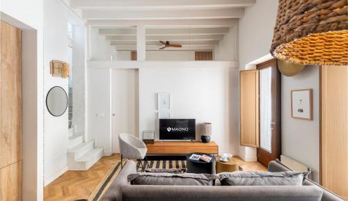 One-Bedroom Apartment with Rooftop Spa Bath