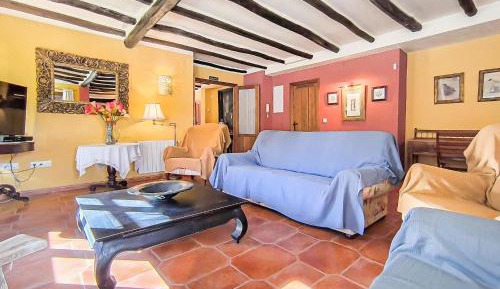 Eight-Bedroom Holiday Home
