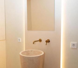 One-Bedroom Standard Apartment