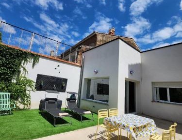 One-Bedroom House