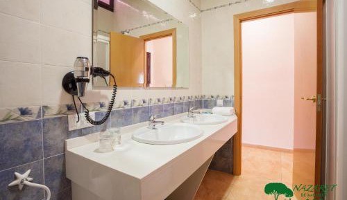 Triple Room ( 3 Adults) 