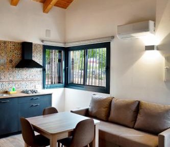 Deluxe Bungalow