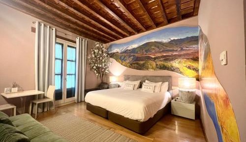 Twin Room - Courtyard