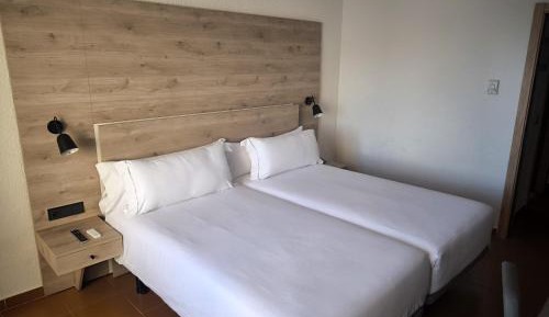 Deluxe Single Room with Sea View