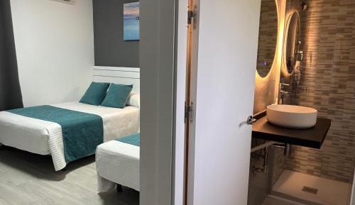 Triple Room with Pool View